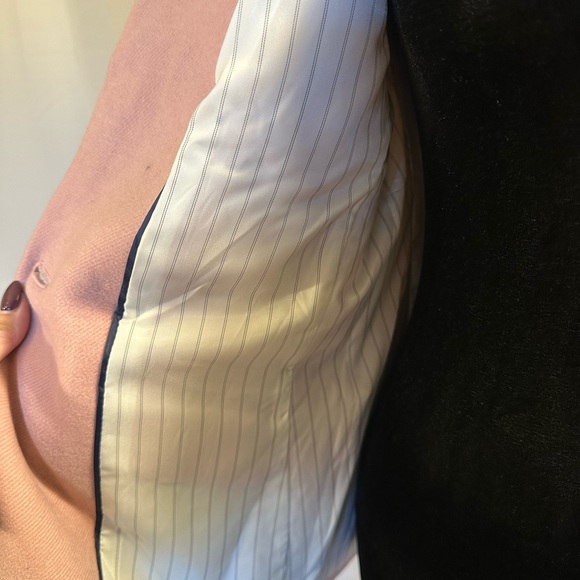 EUC, Banana Republic Blush Blazer, size 4 - Picture 4 of 11